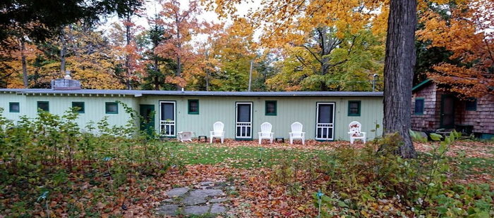 Duneswood Resort (Glen Lake Motel, Sleeping Bear Motel) - From Web Listing (newer photo)